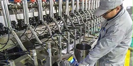 这是未来华北地区重要的涂料研发基地，欧格曼涂料的生产厂家